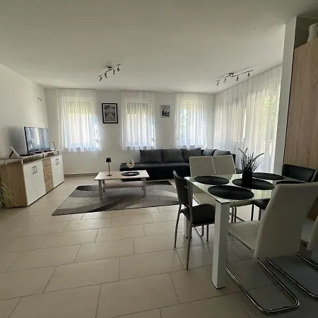 Apartament Laura